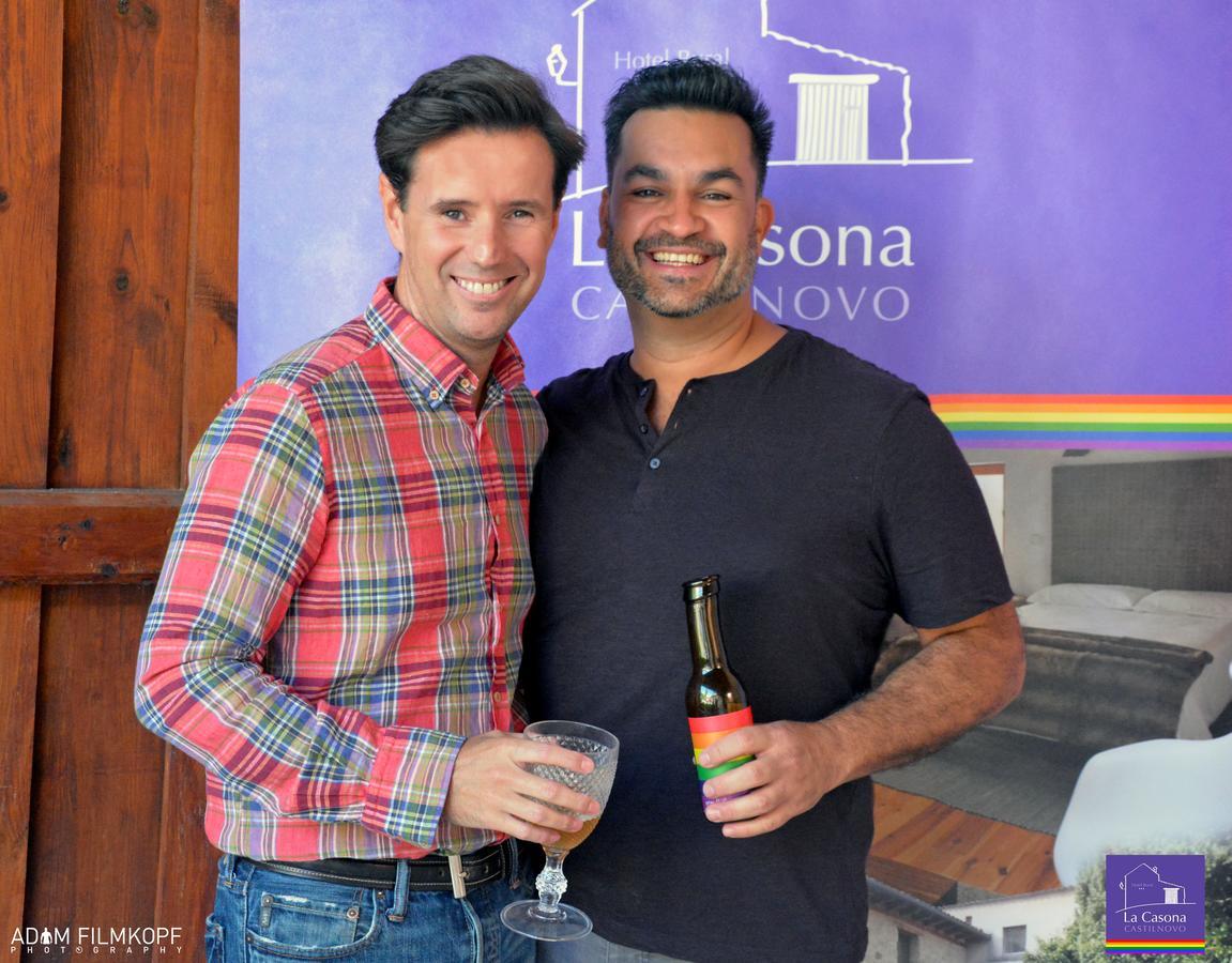 La Casona De Castilnovo - Gay Men Only Pension Valdesaz Buitenkant foto